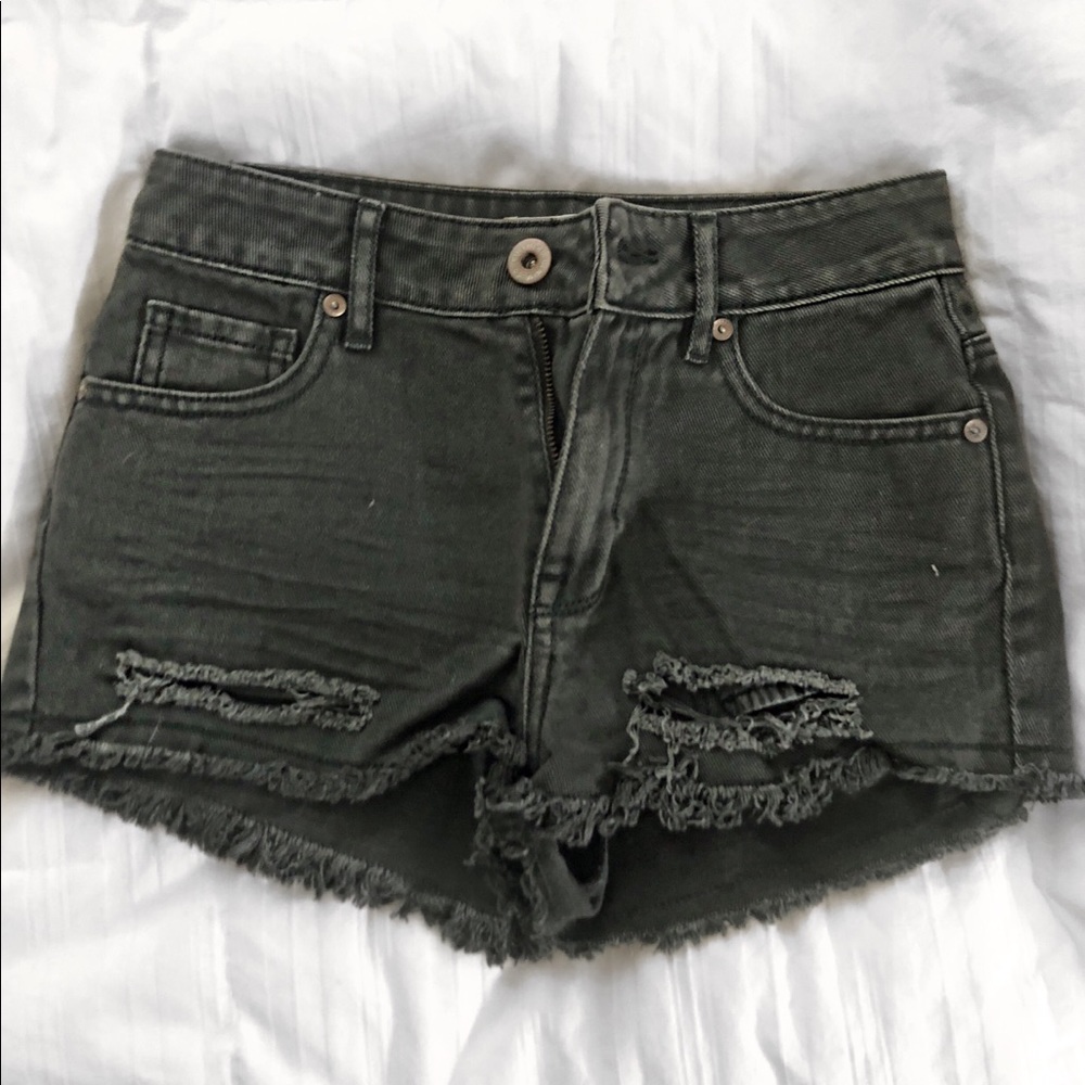 Bullhead High rise shorts